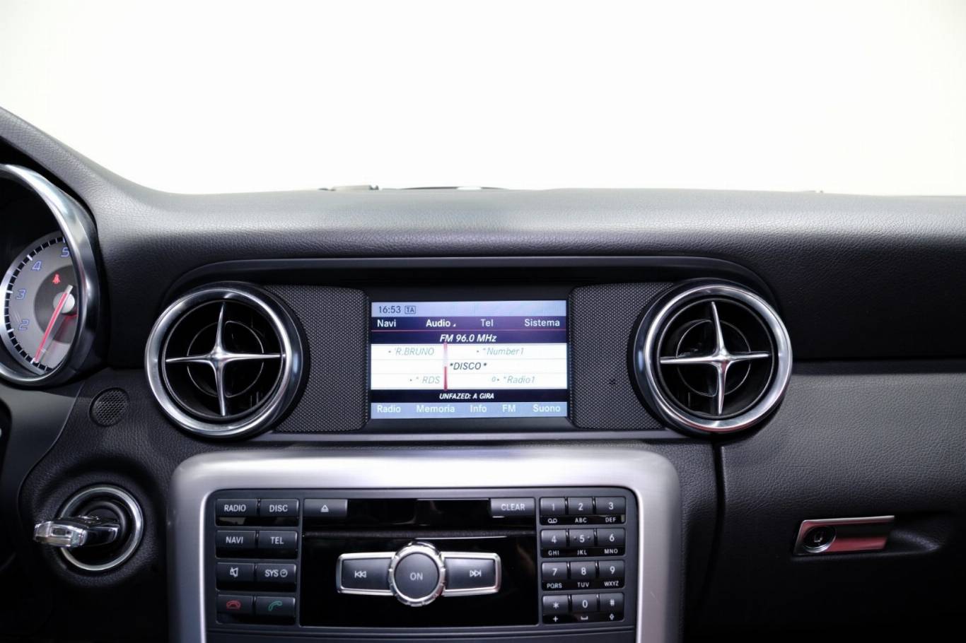 MERCEDES-BENZ SLK 200 8