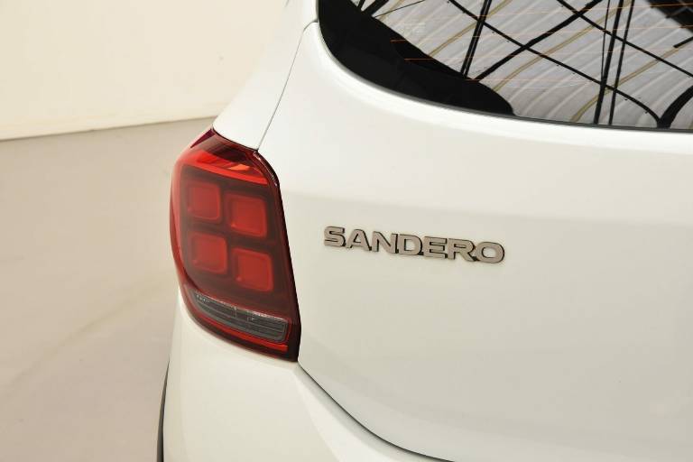 DACIA Sandero 27
