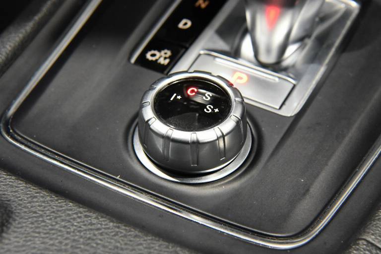 MERCEDES-BENZ A 45 AMG 43