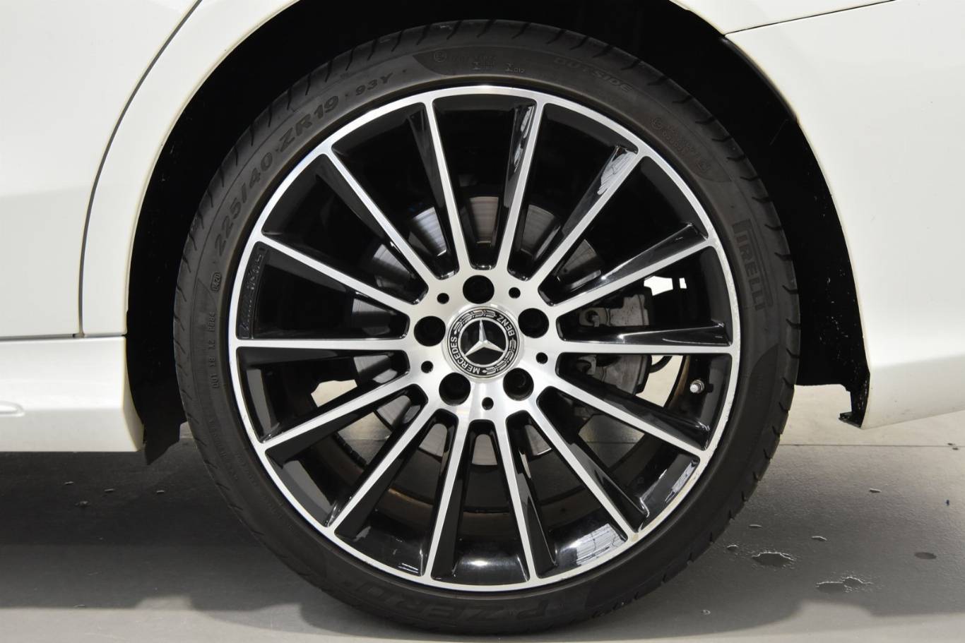 MERCEDES-BENZ C 250 9