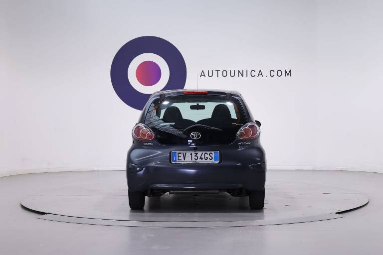 TOYOTA Aygo 15