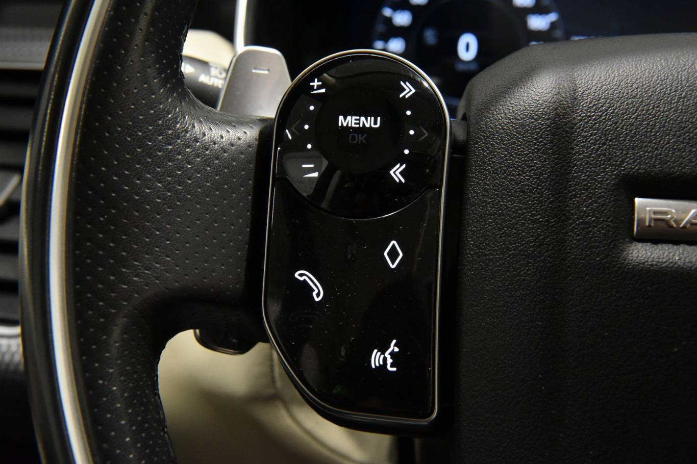 LAND ROVER Range Rover Sport 7