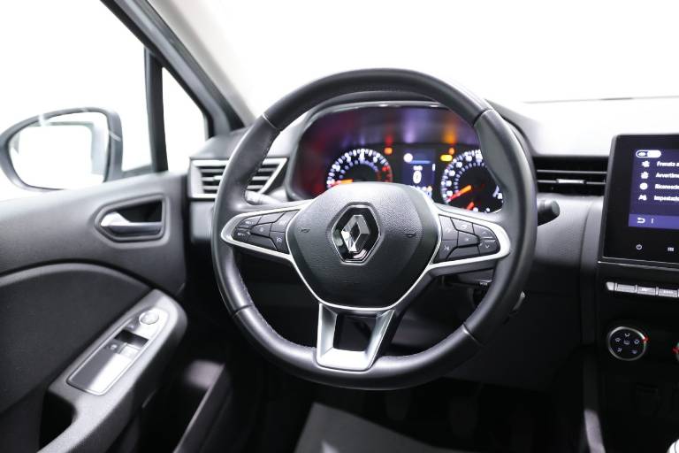 RENAULT Clio 38