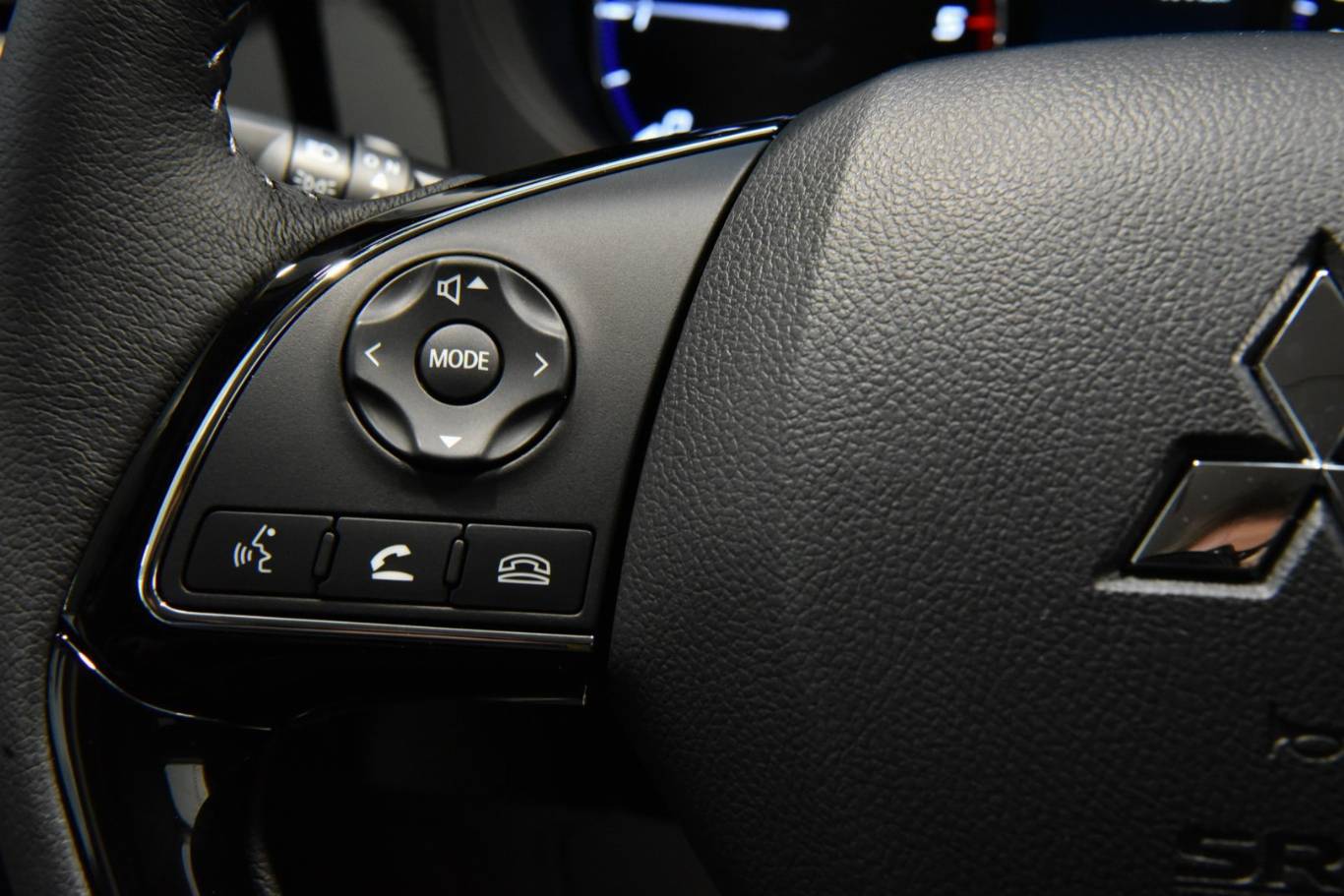 MITSUBISHI Outlander 41