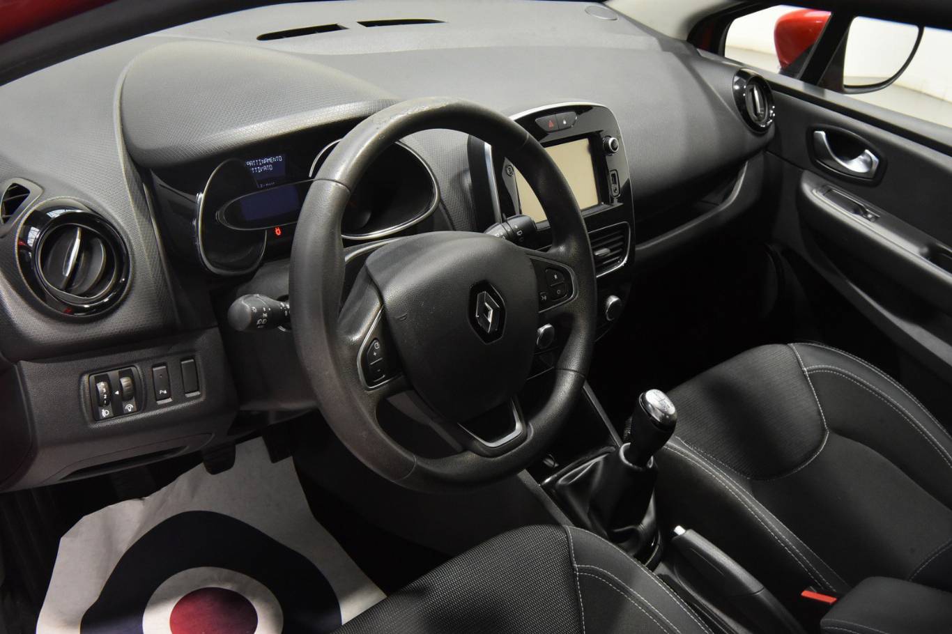 RENAULT Clio 15