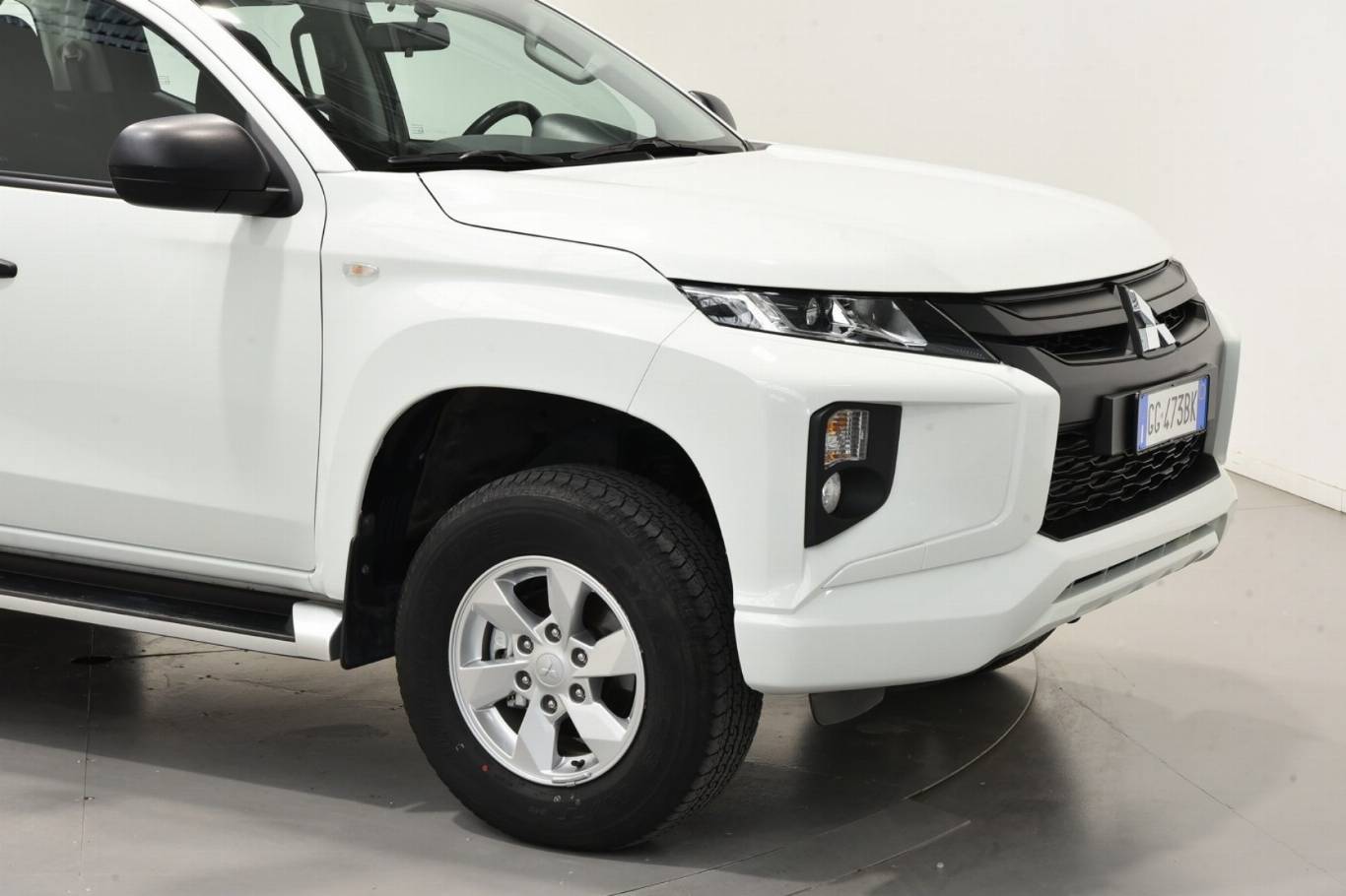 MITSUBISHI L200 16