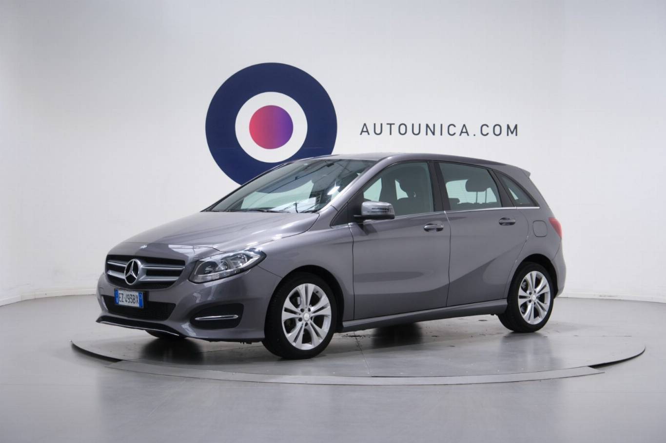 MERCEDES-BENZ B 180