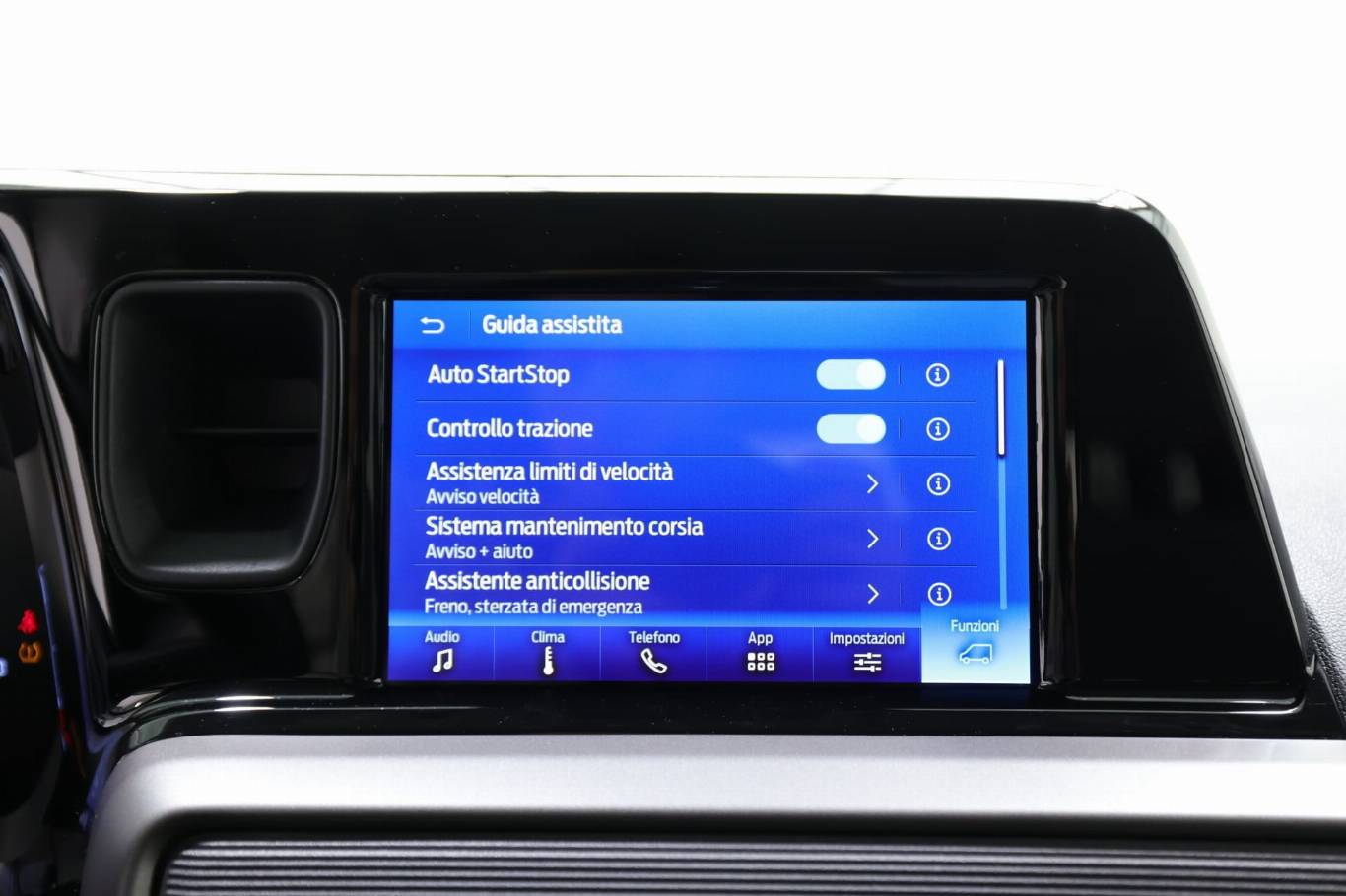 FORD Tourneo Courier 32