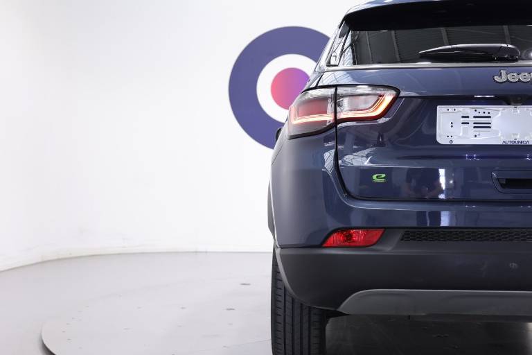 JEEP Compass 46