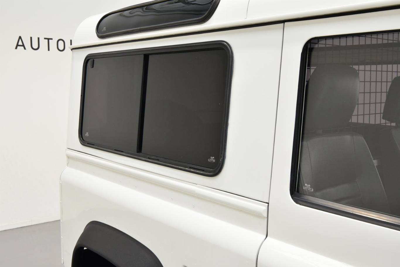 LAND ROVER Defender 56