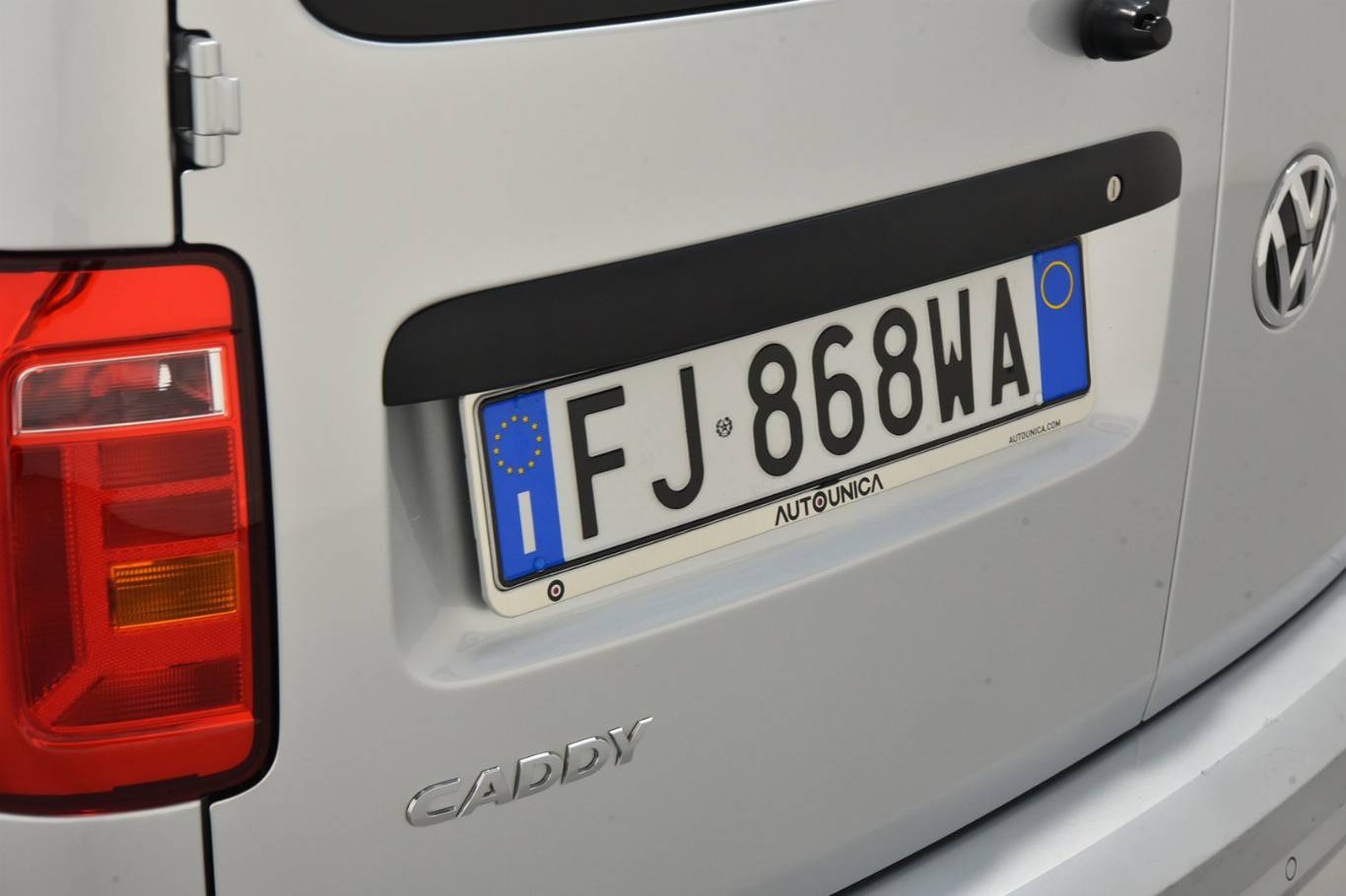 VOLKSWAGEN Caddy 43