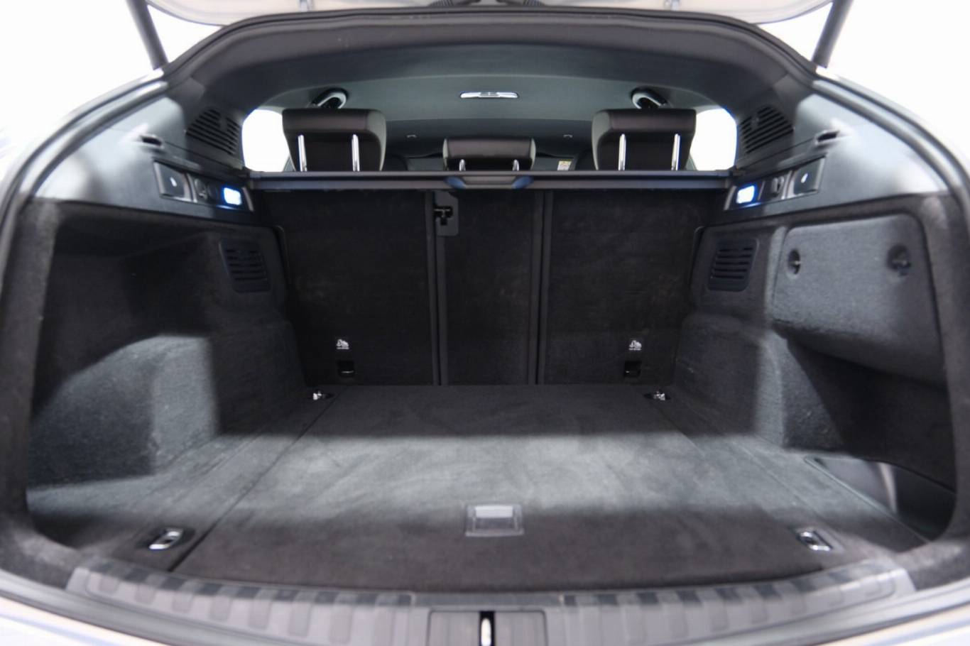 ALFA ROMEO Stelvio 57