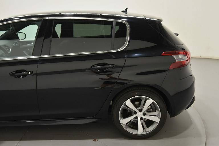 PEUGEOT 308 47