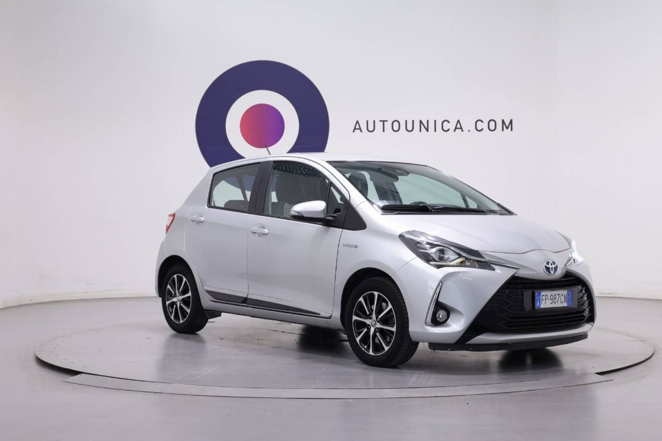 TOYOTA Yaris 3