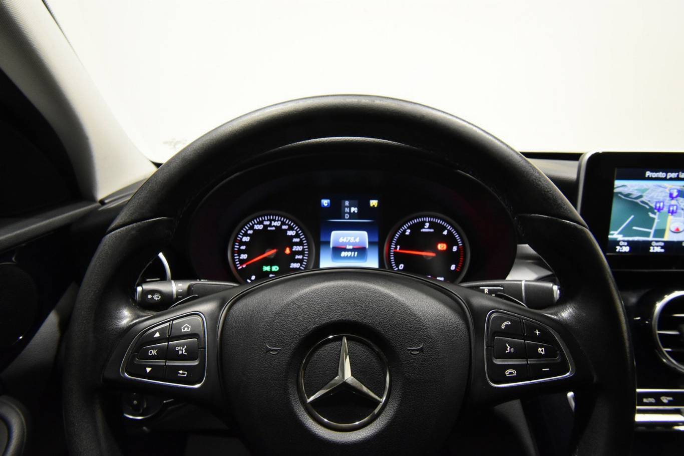 MERCEDES-BENZ C 180 8