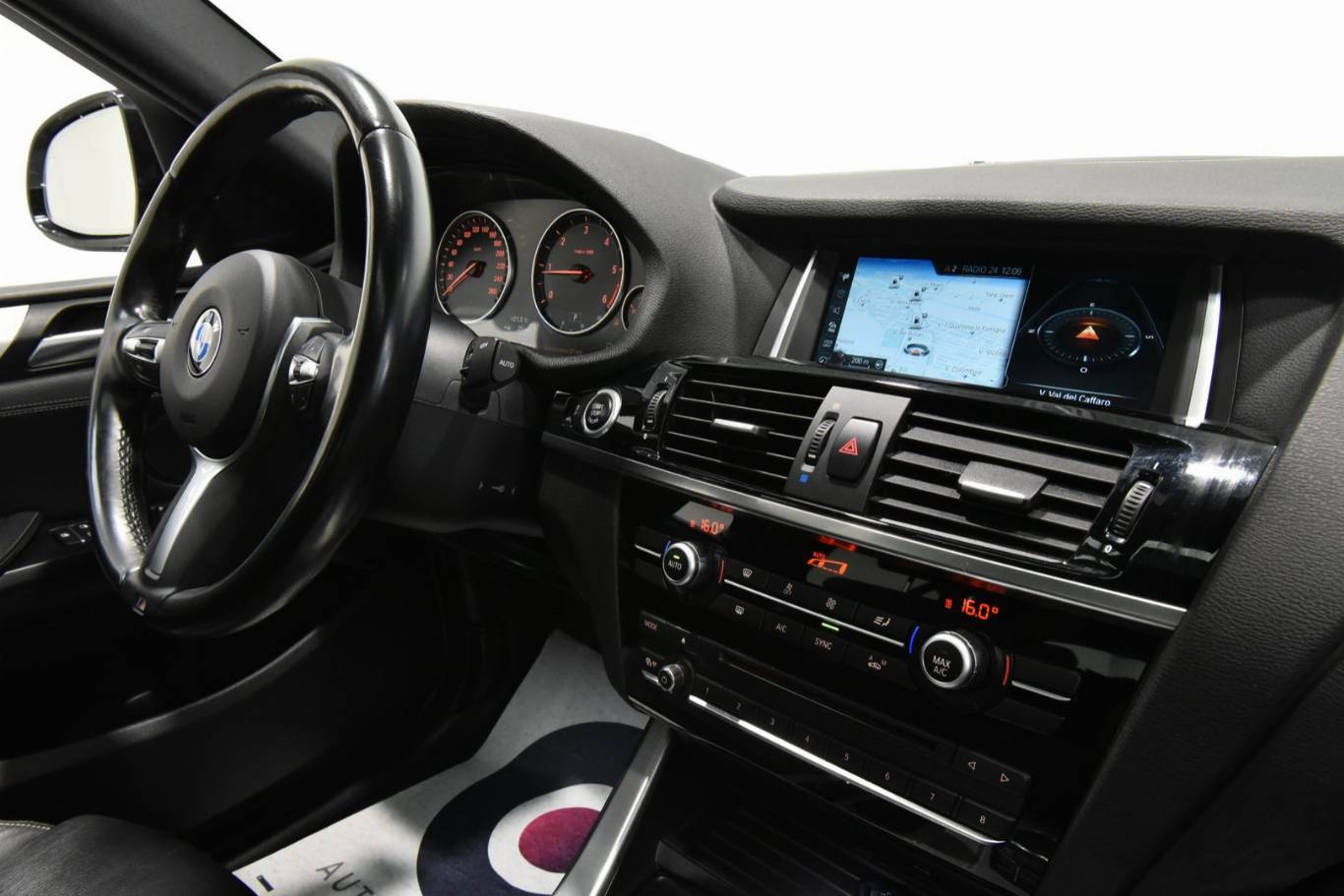 BMW X4 28