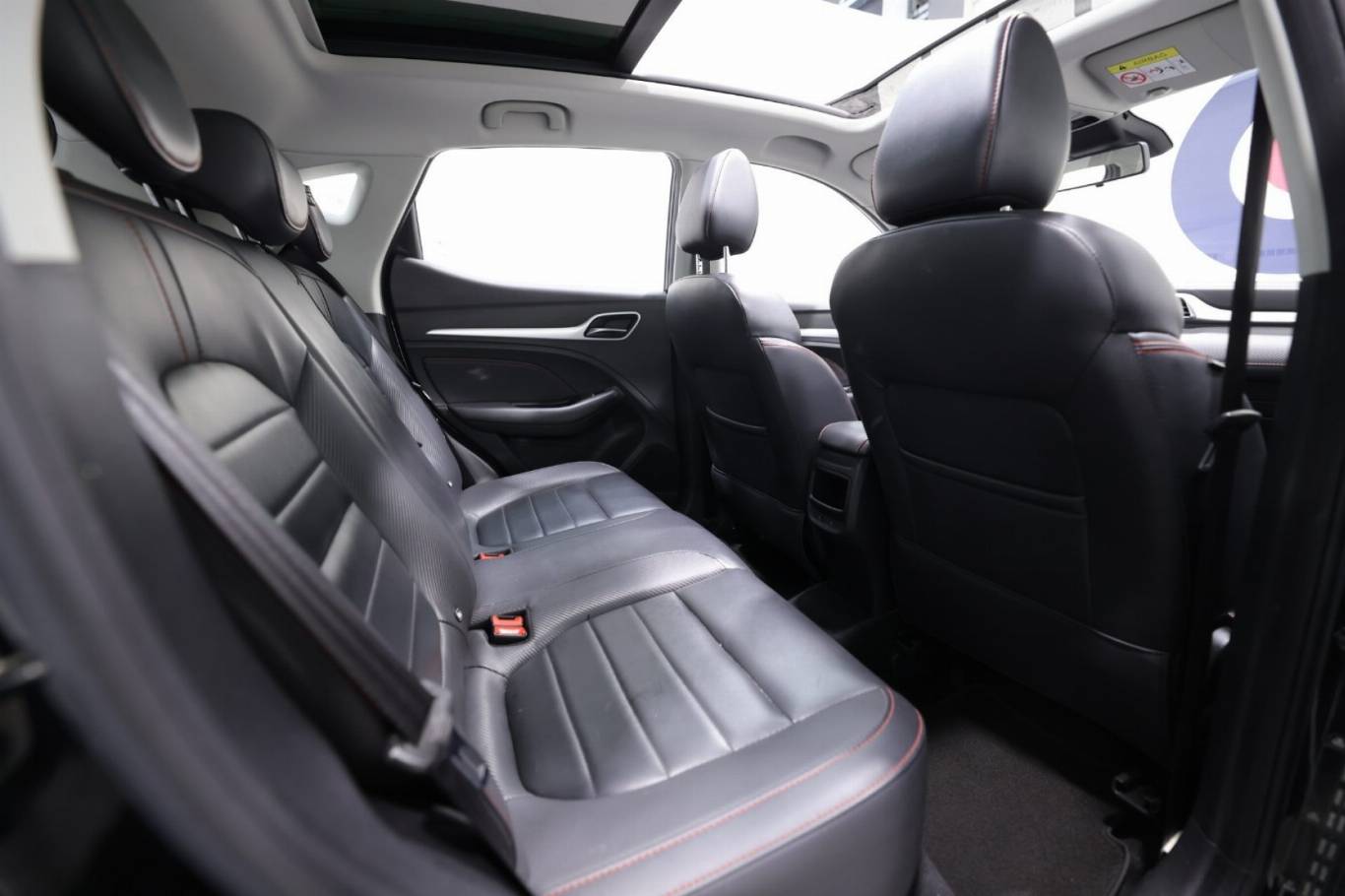 MG ZS 51