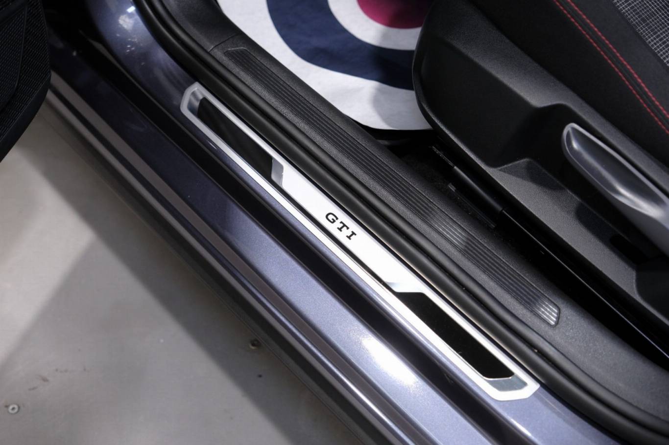 VOLKSWAGEN Polo GTI 63