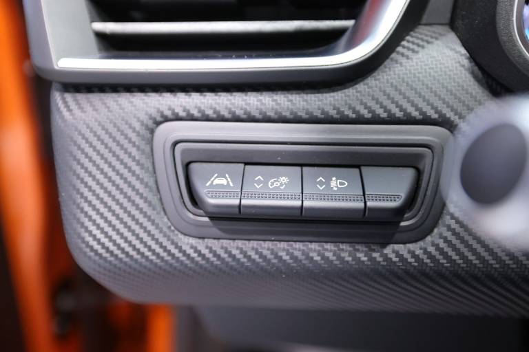 RENAULT Clio 24