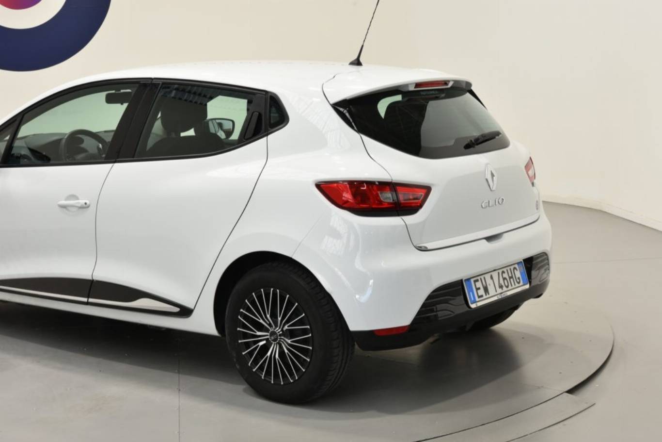 RENAULT Clio 40