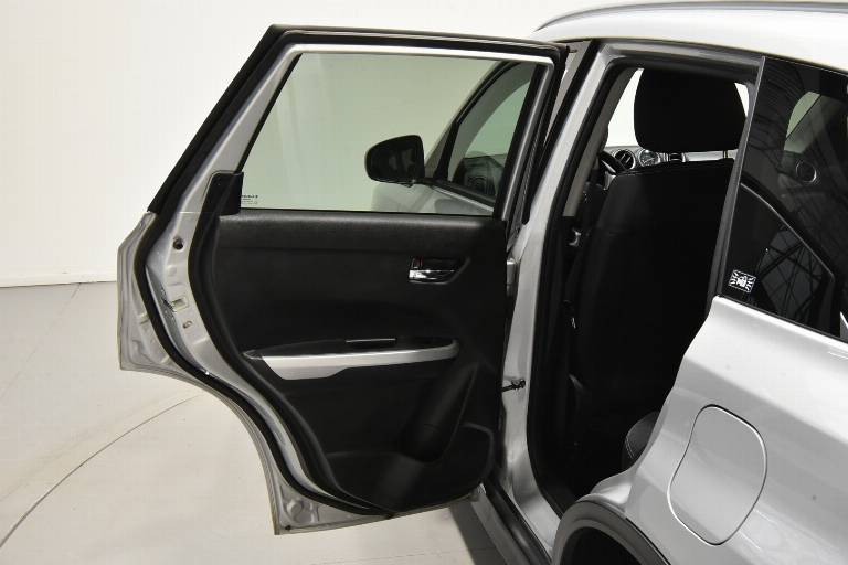 SUZUKI Vitara 13