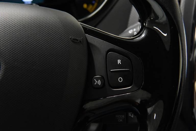 RENAULT Captur 8