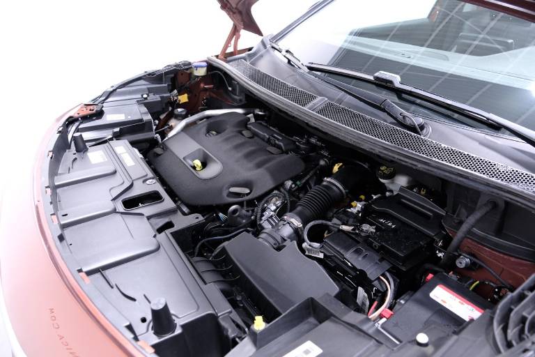 PEUGEOT 3008 77