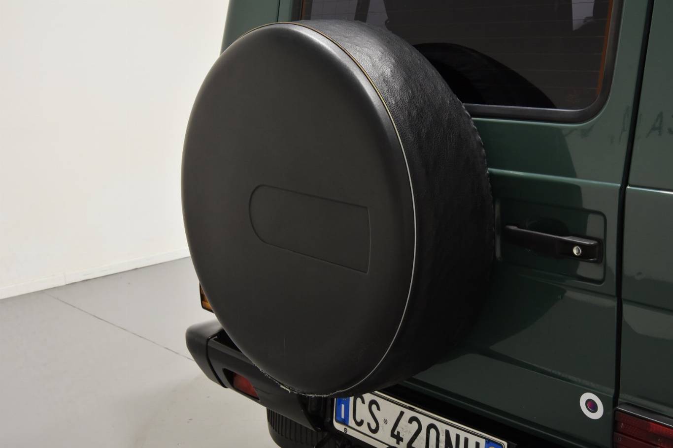 MERCEDES-BENZ G 320 53