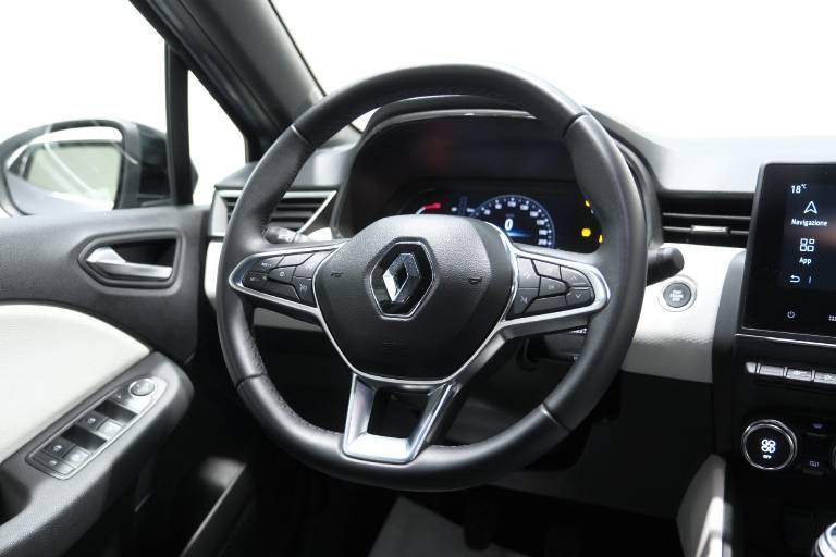 RENAULT Clio 41