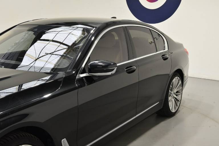 BMW 730 60