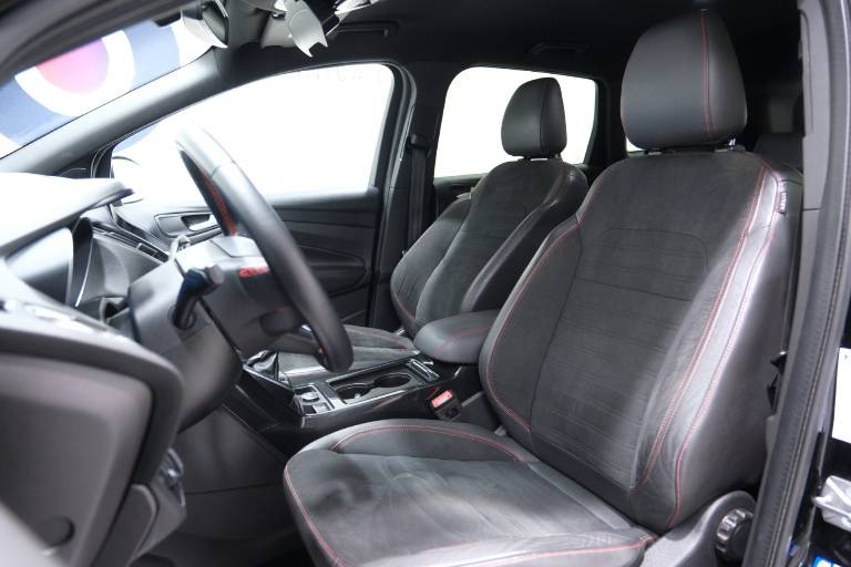 FORD Kuga 6