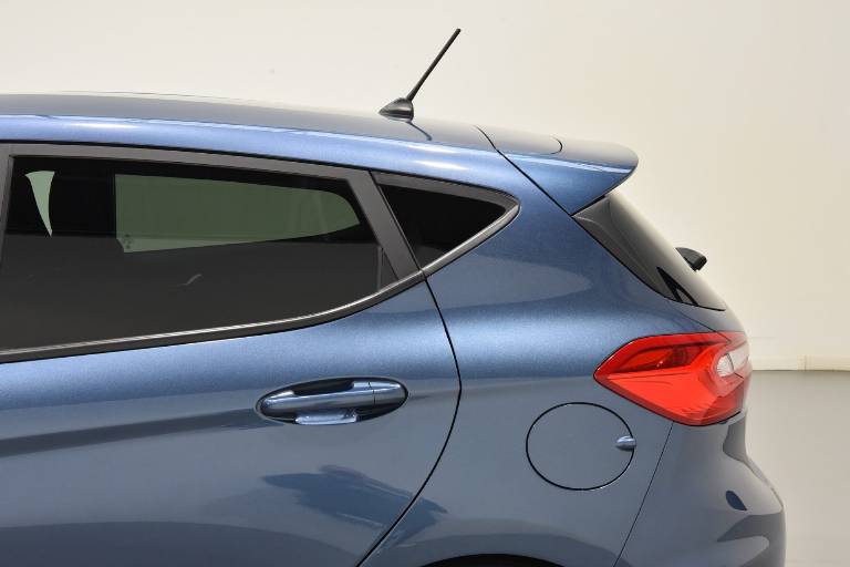 FORD Fiesta 46