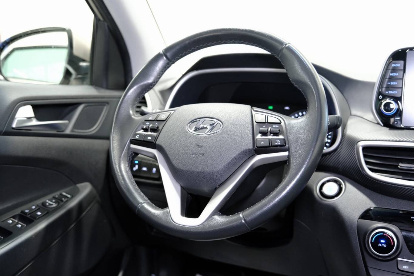 HYUNDAI Tucson 40