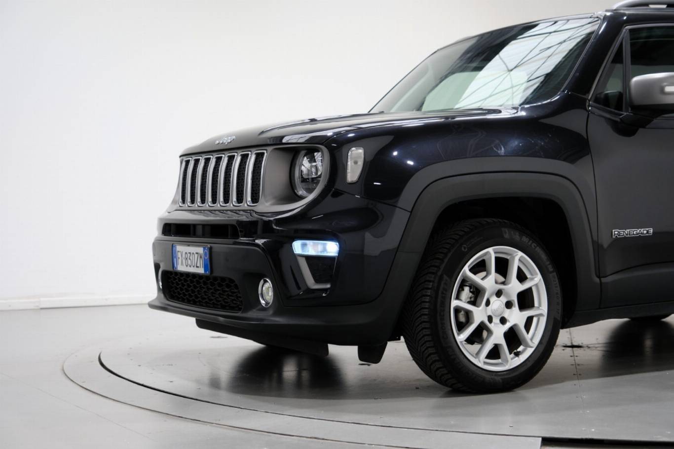 JEEP Renegade 11
