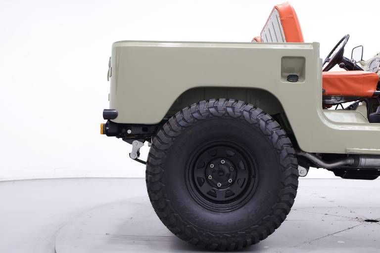 TOYOTA Land Cruiser 34