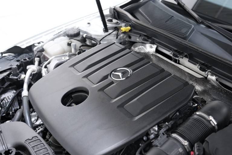 MERCEDES-BENZ A 180 69