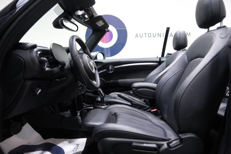 MINI Cabrio 20