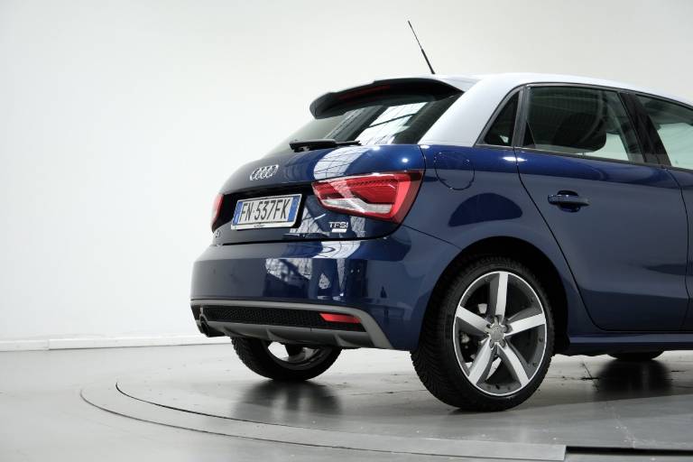 AUDI A1 52