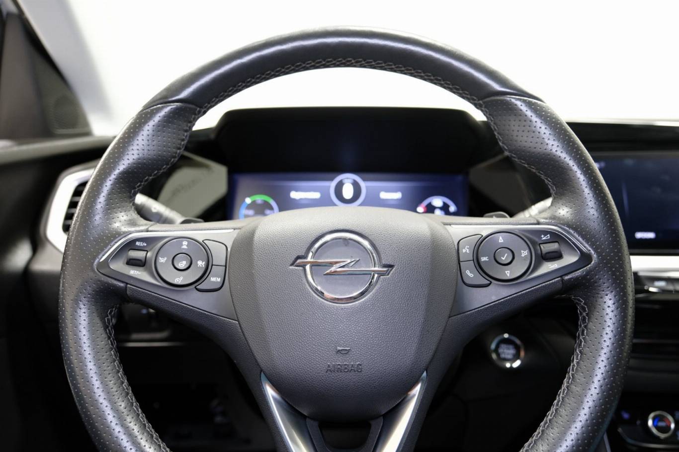 OPEL Grandland 7