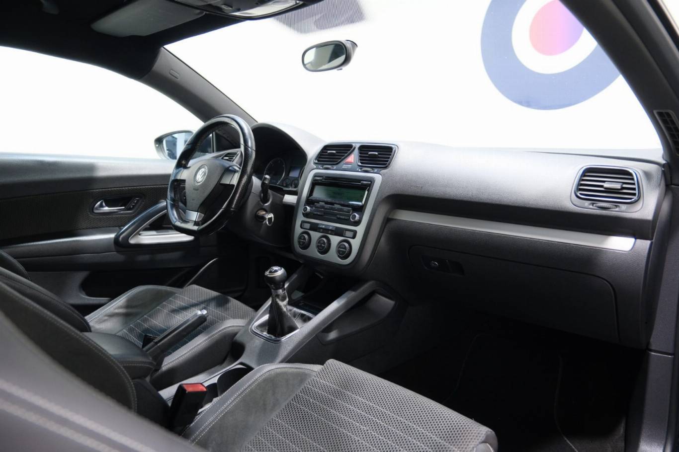 VOLKSWAGEN Scirocco 41