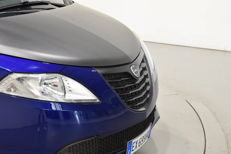 LANCIA Ypsilon 22