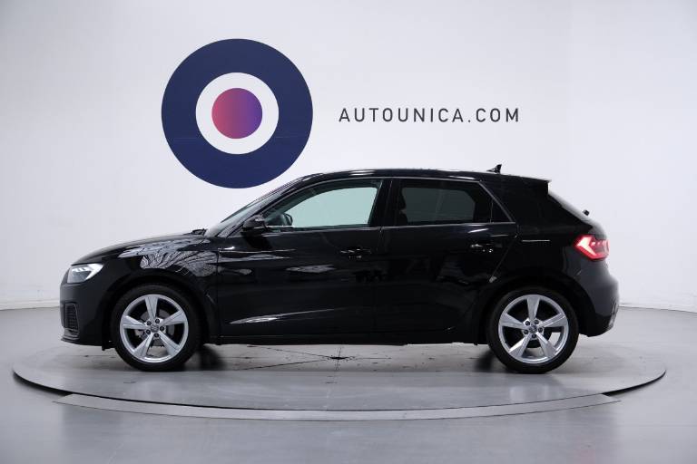 AUDI A1 19