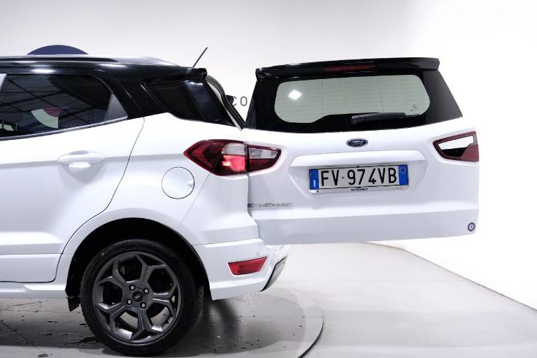 FORD EcoSport 67