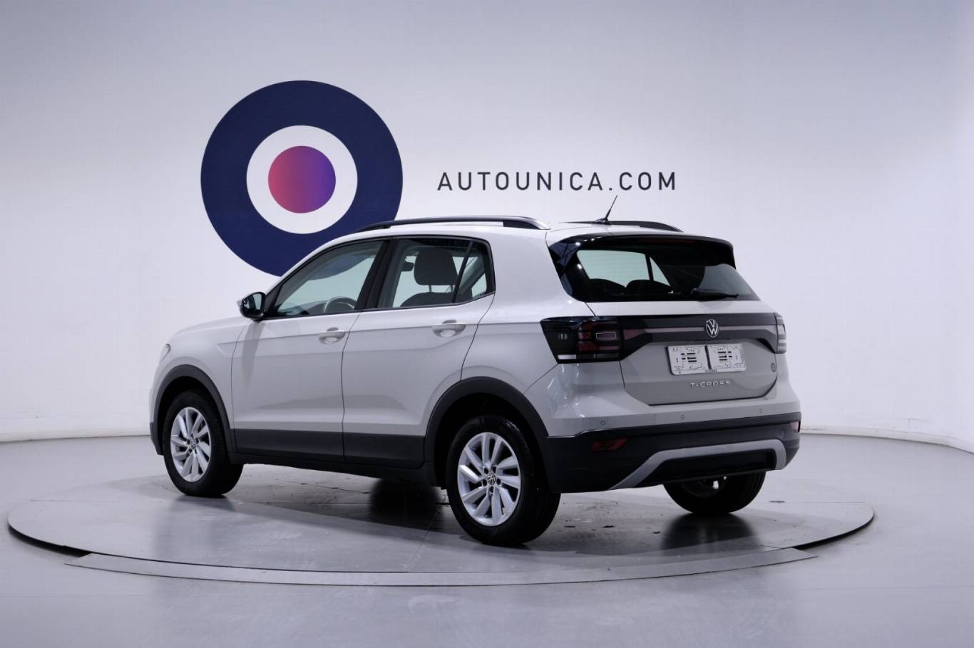 VOLKSWAGEN T-Cross 16