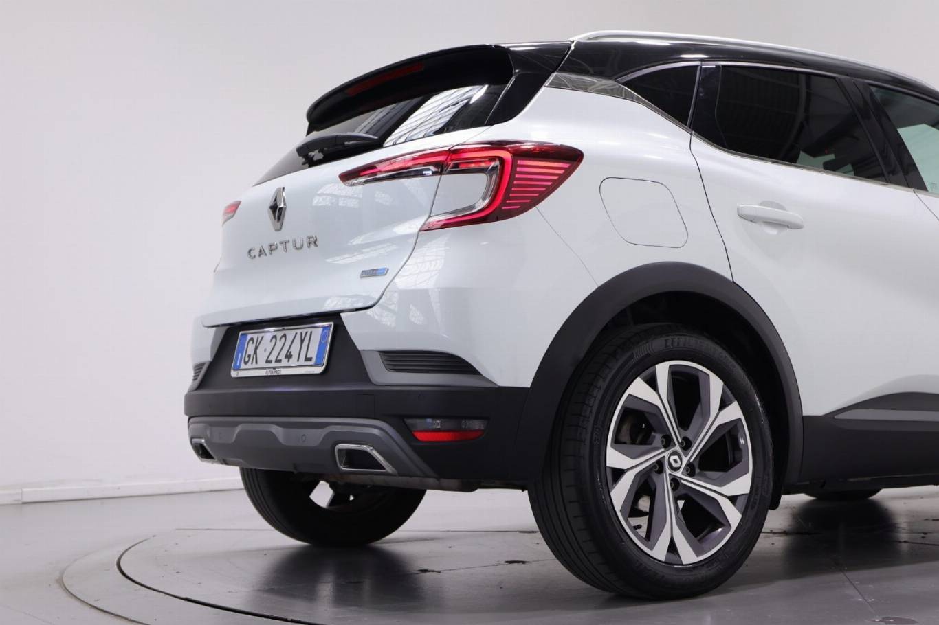 RENAULT Captur 44