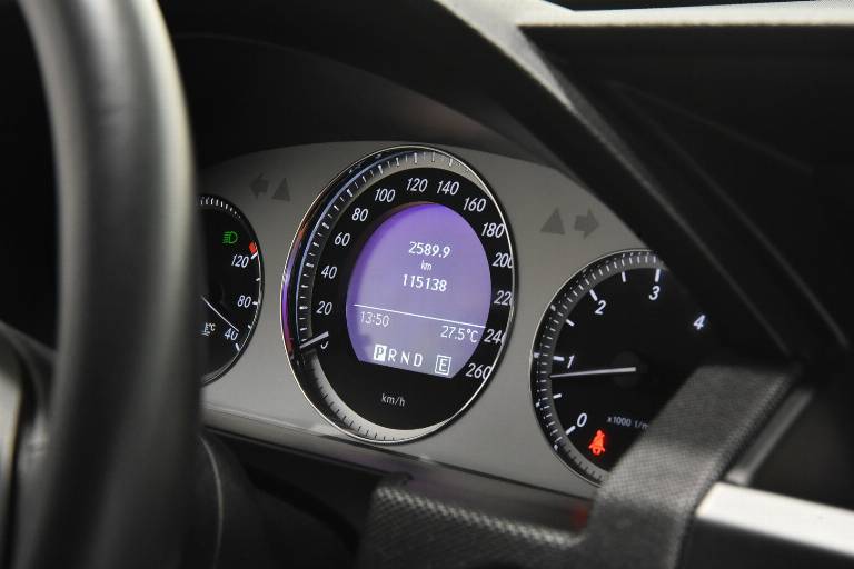 MERCEDES-BENZ GLK 220 36