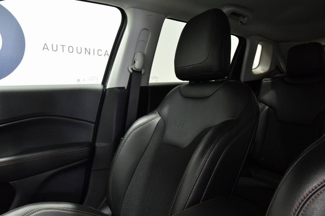 JEEP Compass 43