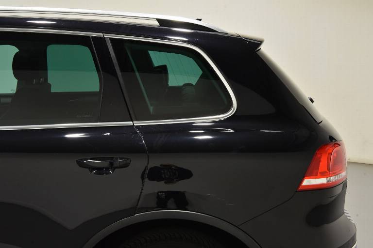 VOLKSWAGEN Touareg 55