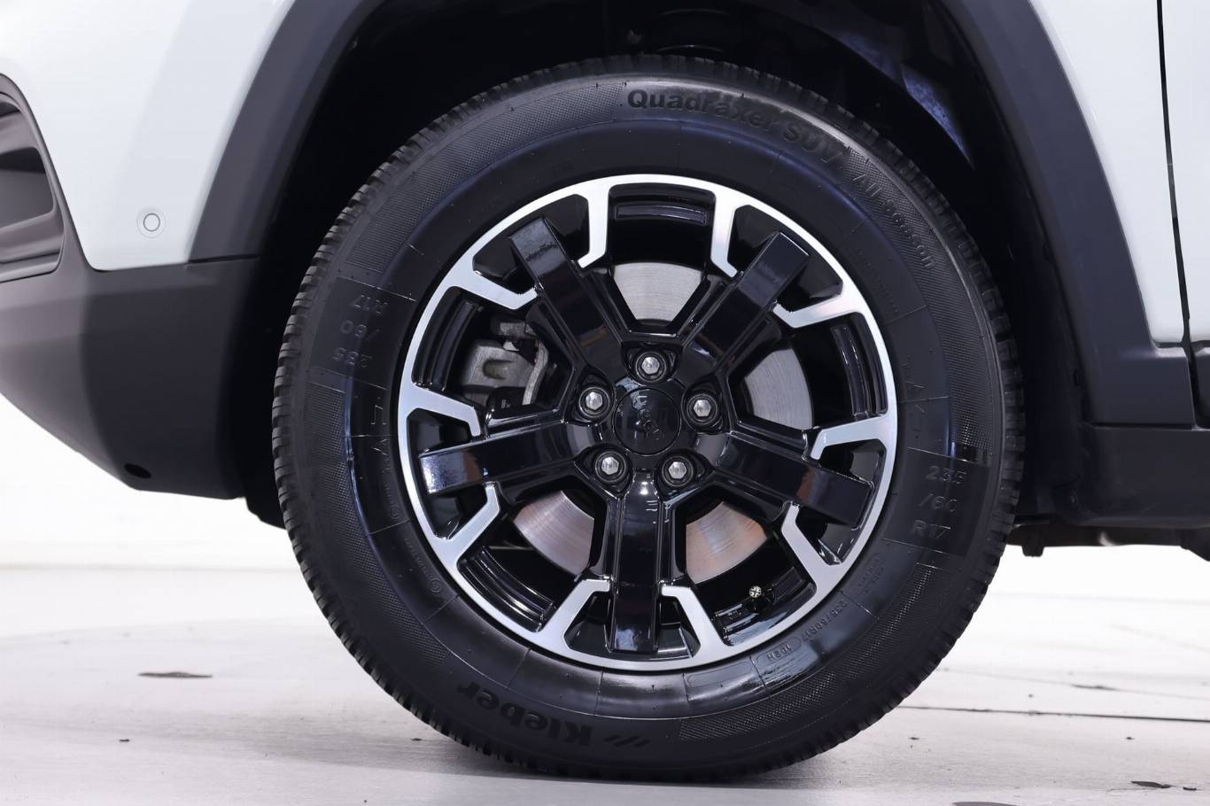 JEEP Compass 13