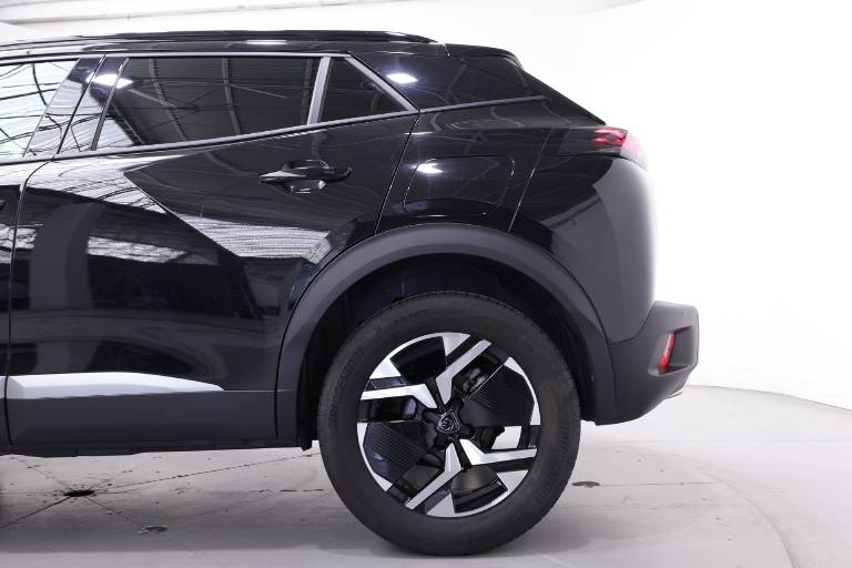 PEUGEOT 2008 37